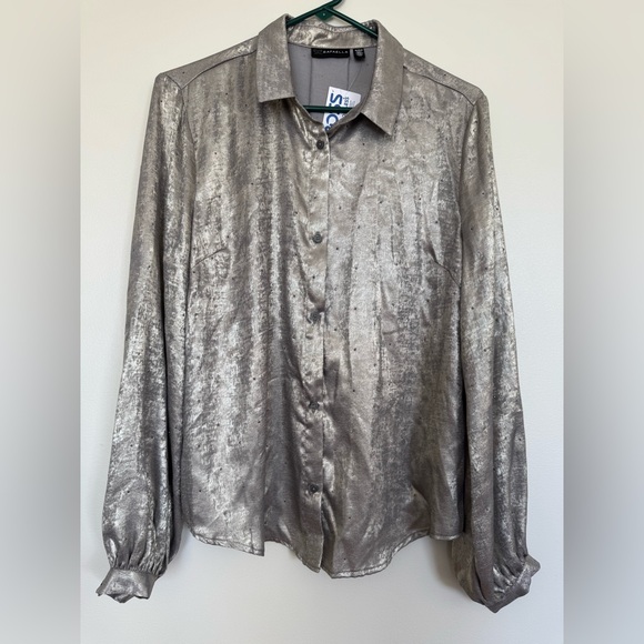 Rafaella Flowy Wide Collar Button Down - Silver Distress Foil Size Medium NWT - Picture 1 of 6